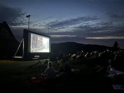 Plenerowe KIno MARZENIE, seans na Cieńkowie